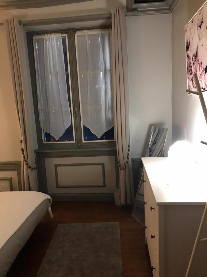 Eglantine Appartement Centre Historique De ดีน็อง ภายนอก รูปภาพ