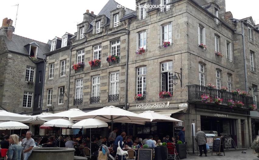 Eglantine Appartement Centre Historique De ดีน็อง ภายนอก รูปภาพ